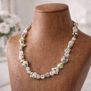 Natural Stone Chip Necklace Howlite Style Beaded Crystal Accent Boho 17in
